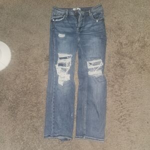 Womens Distressed Straight Legged Jeans.
